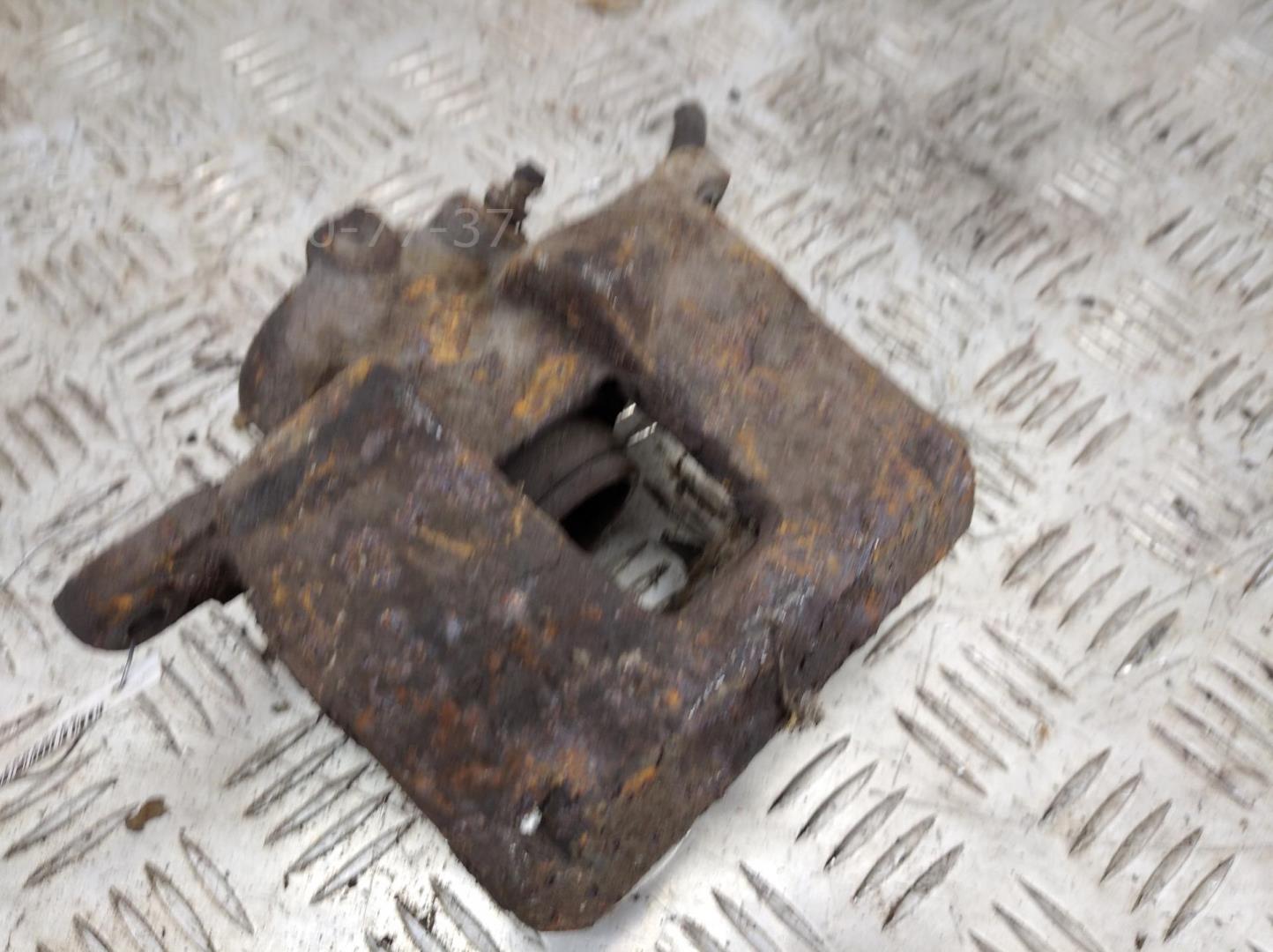 Суппорт задний правый