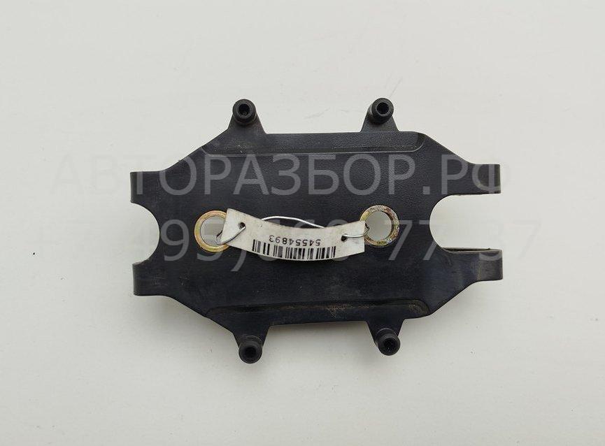 Кронштейн переднего бампера