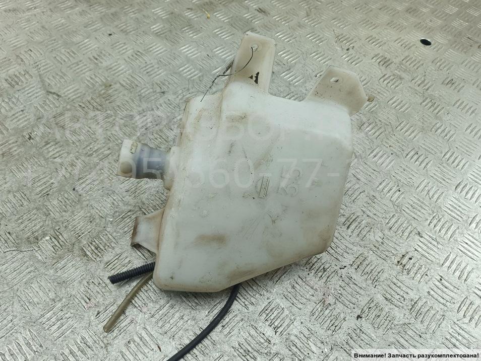 Бачок омывателя лобового стекла