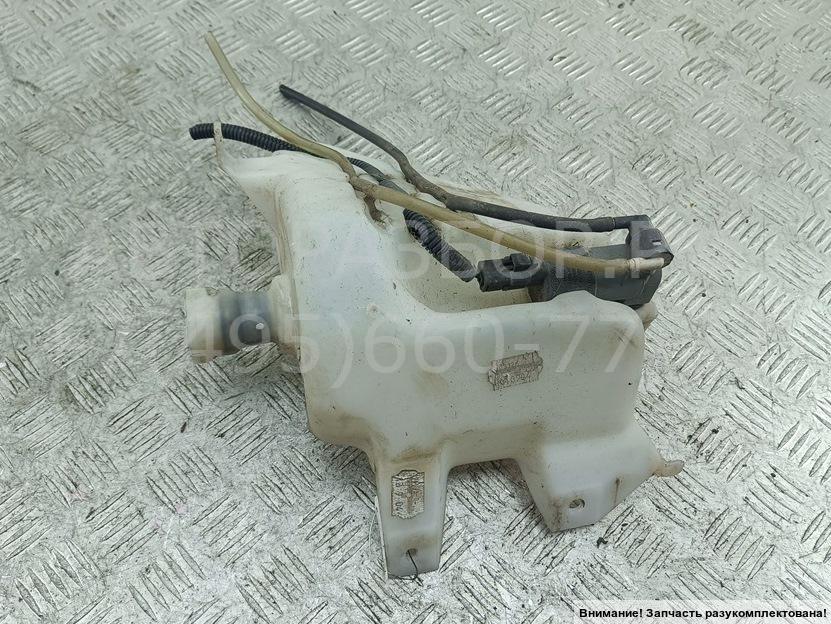 Бачок омывателя лобового стекла