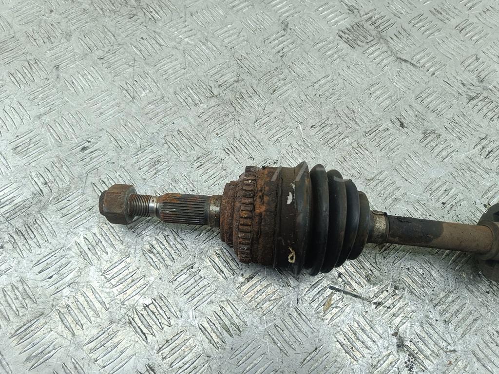 Полуось передняя правая