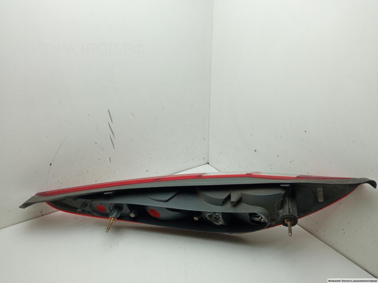 Фонарь задний правый