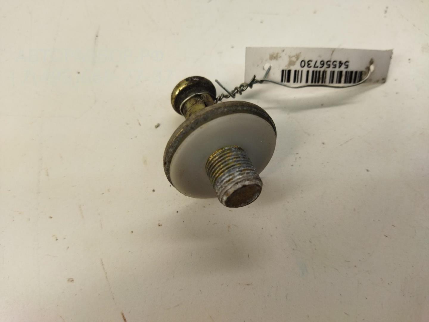 Ответная часть замка двери