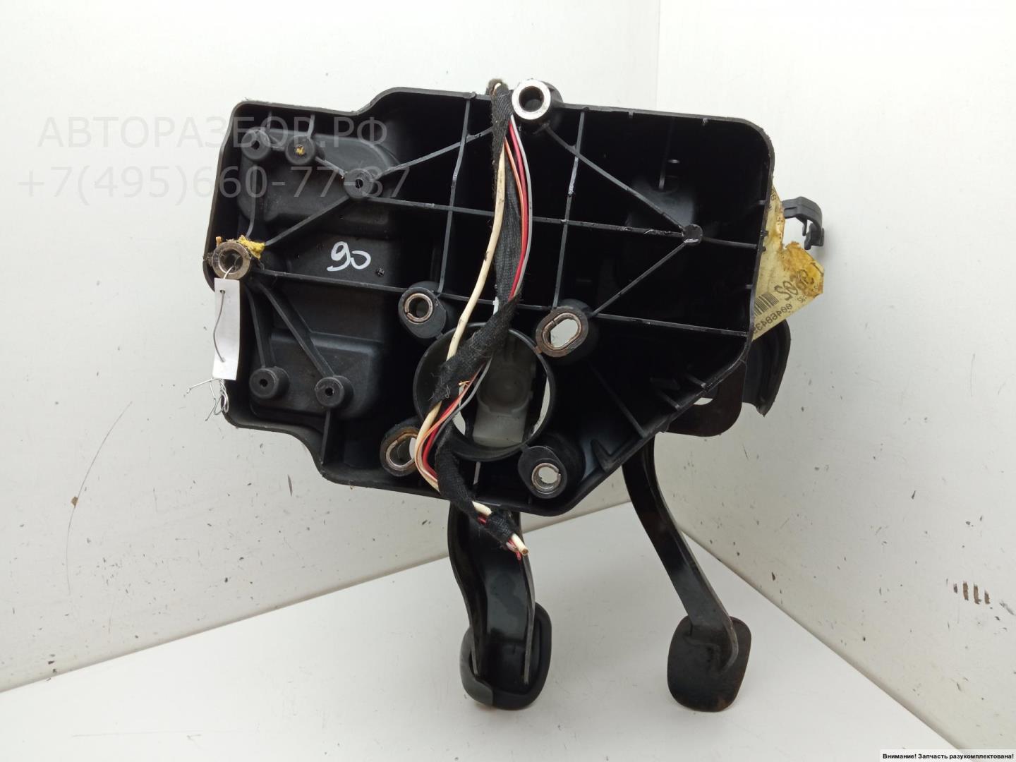 Блок педалей