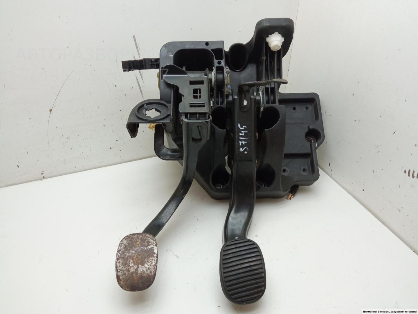 Блок педалей