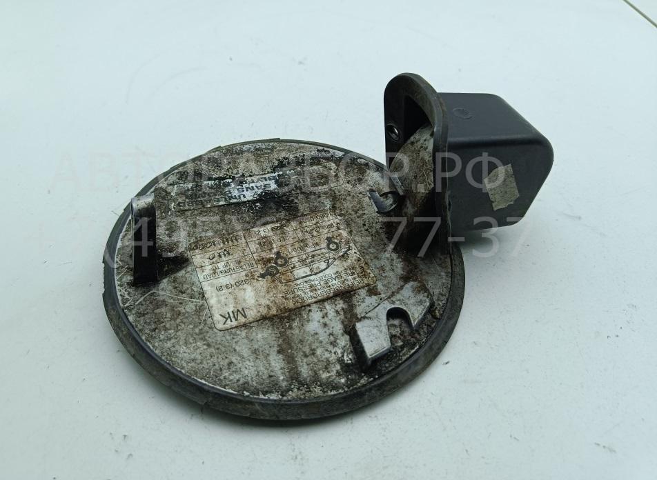 Лючок бензобака