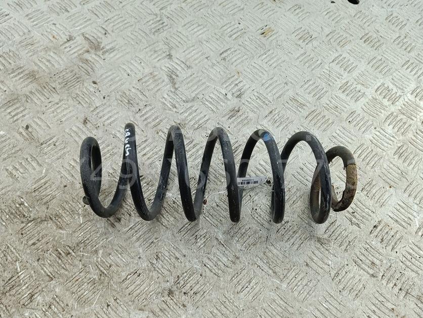 Пружина задняя