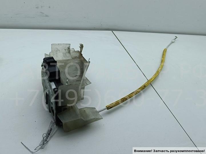 Замок двери передней правой