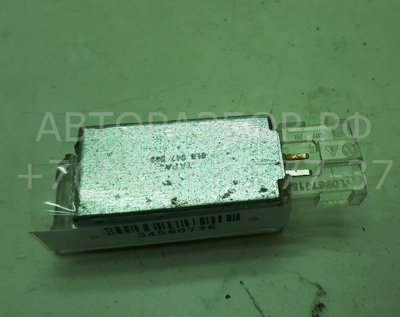 Плафон салонный