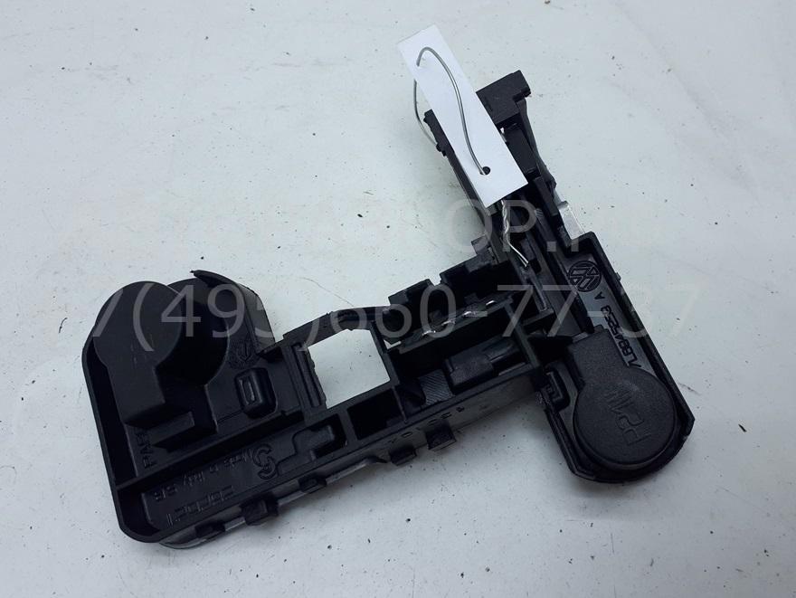 Плата заднего фонаря левого для Touareg (7L) 2002-2010