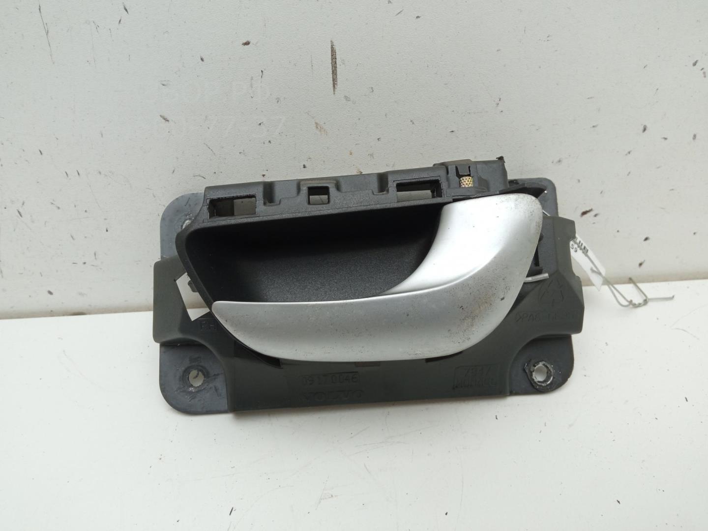 Ручка двери передней внутренняя правая