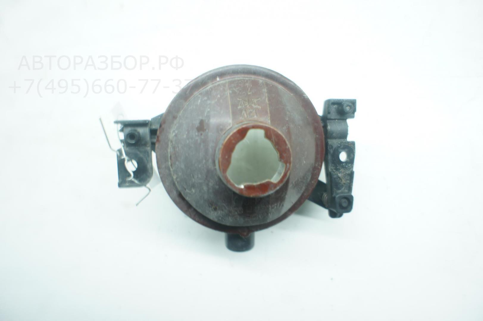 Фара противотуманная правая