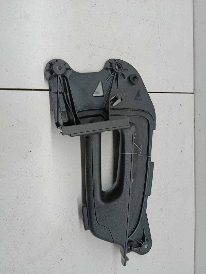 Ручка двери задней внутренняя левая