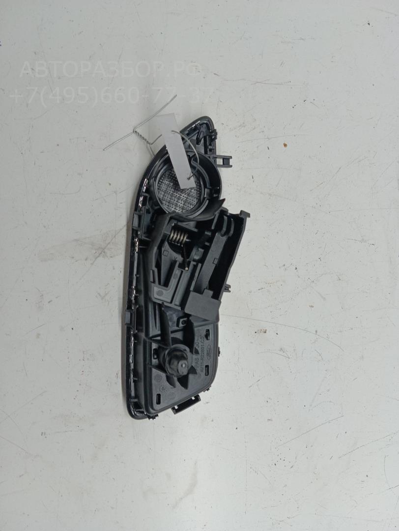 Ручка двери передней внутренняя левая