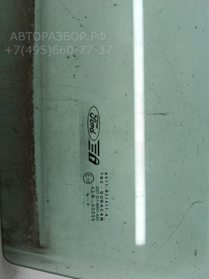 Стекло двери передней левой