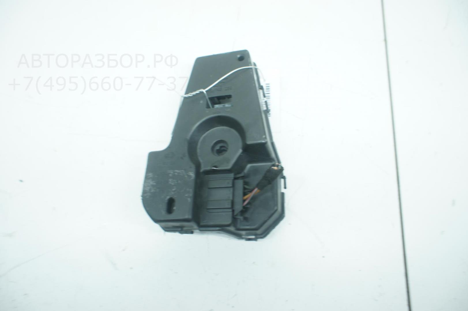 Плата заднего фонаря правого