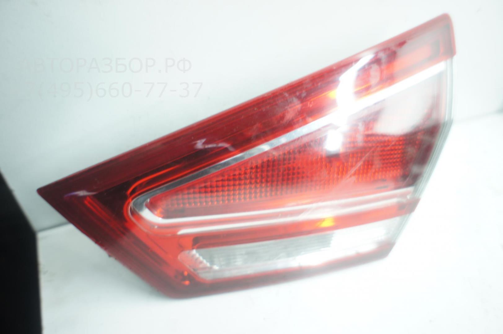Фонарь задний внутренний правый