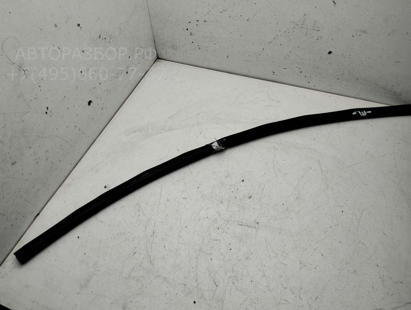 Уплотнитель двери