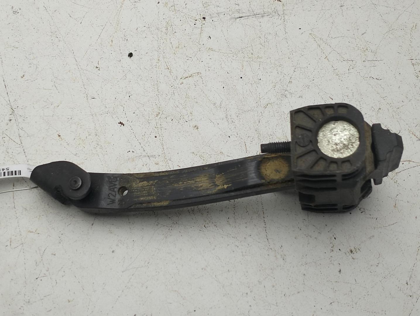 Ограничитель двери