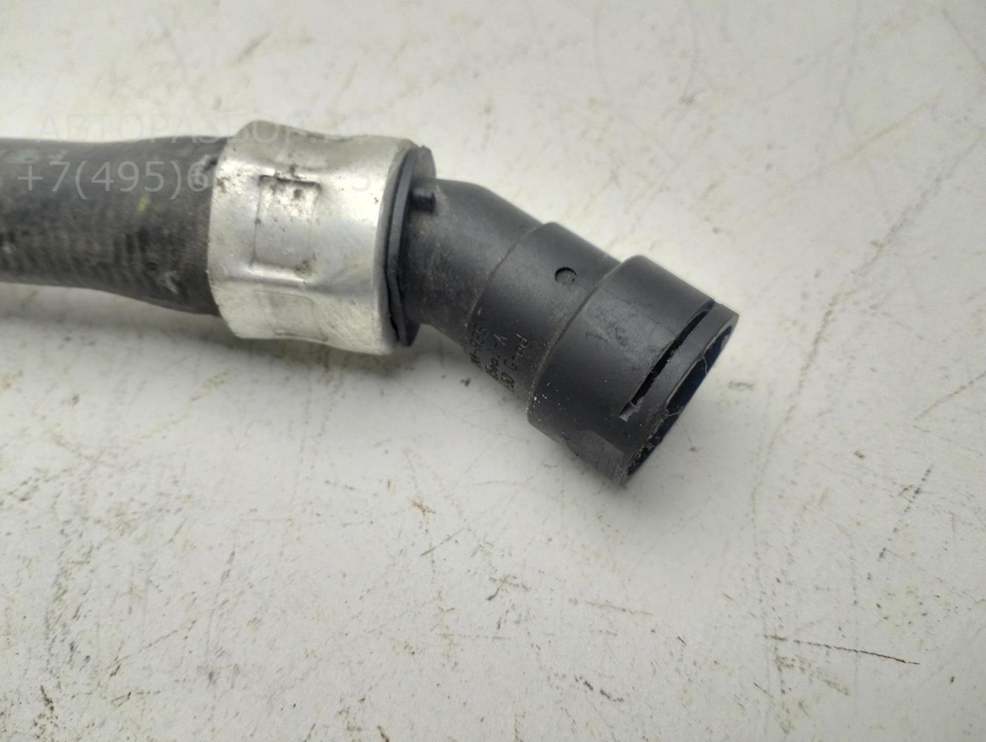 Патрубок отопителя