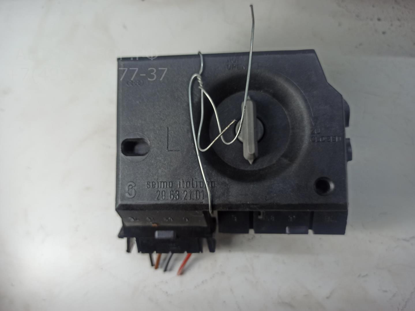 Плата заднего фонаря левого