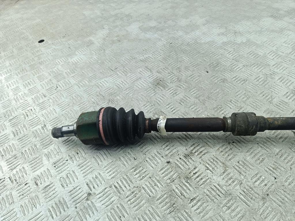 Полуось передняя правая