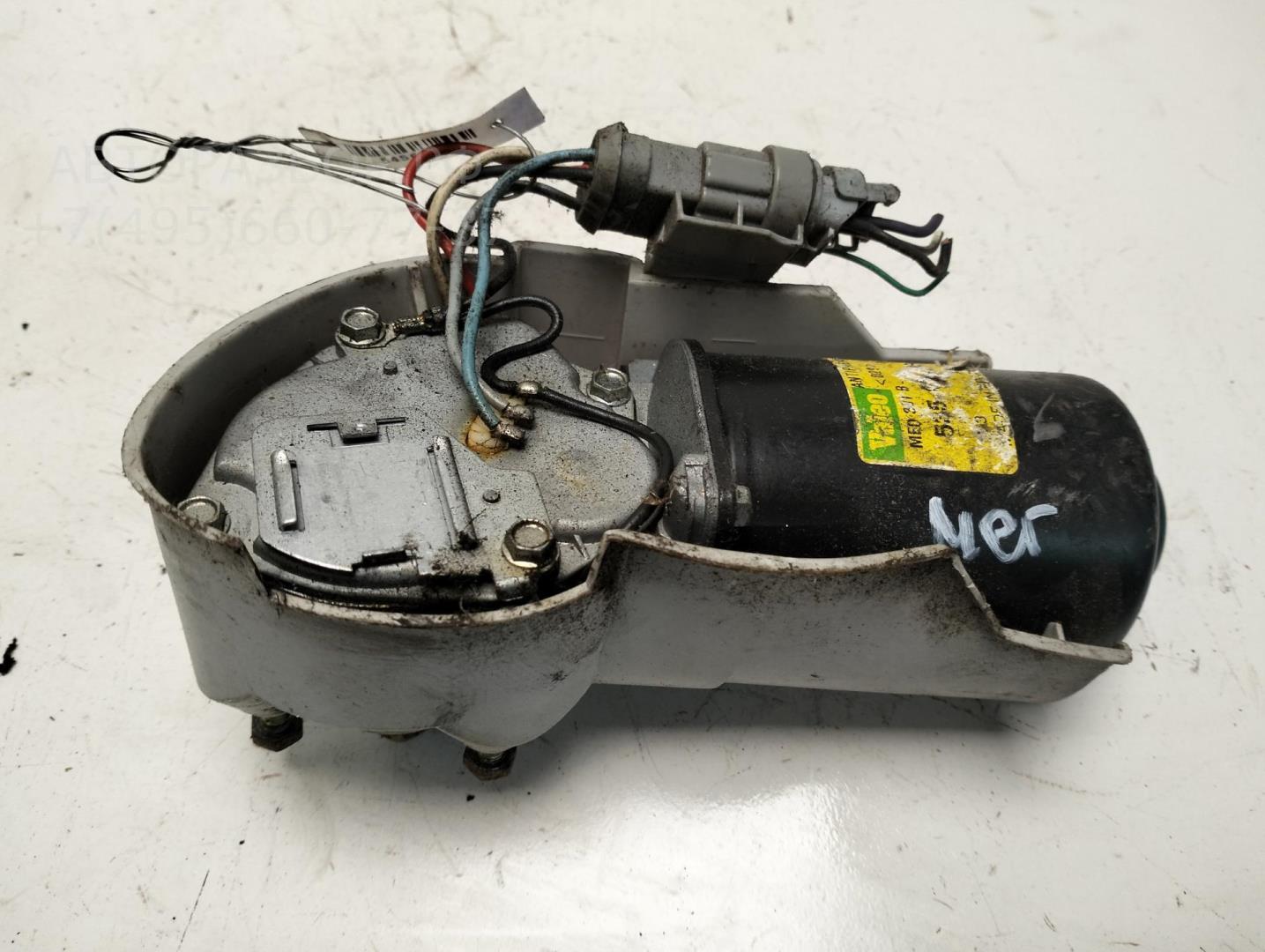 Моторчик стеклоочистителя передний