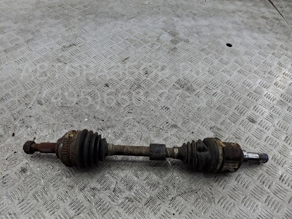 Полуось передняя левая