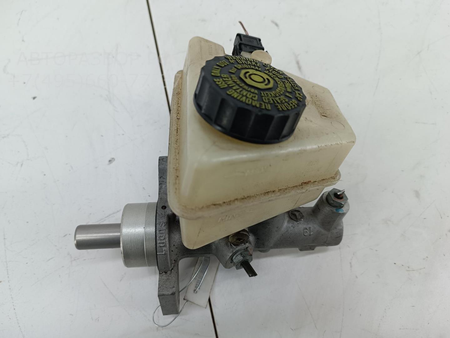 Цилиндр тормозной главный