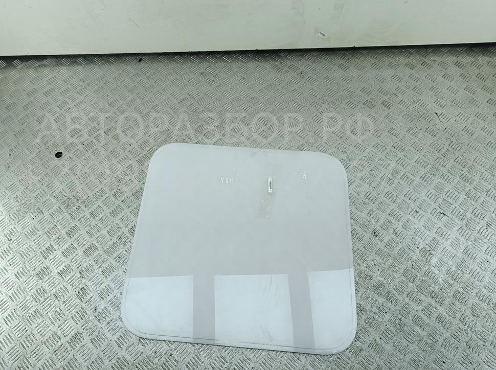 Стекло двери задней правой