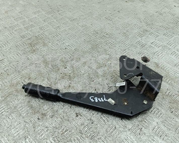 Рычаг стояночного тормоза