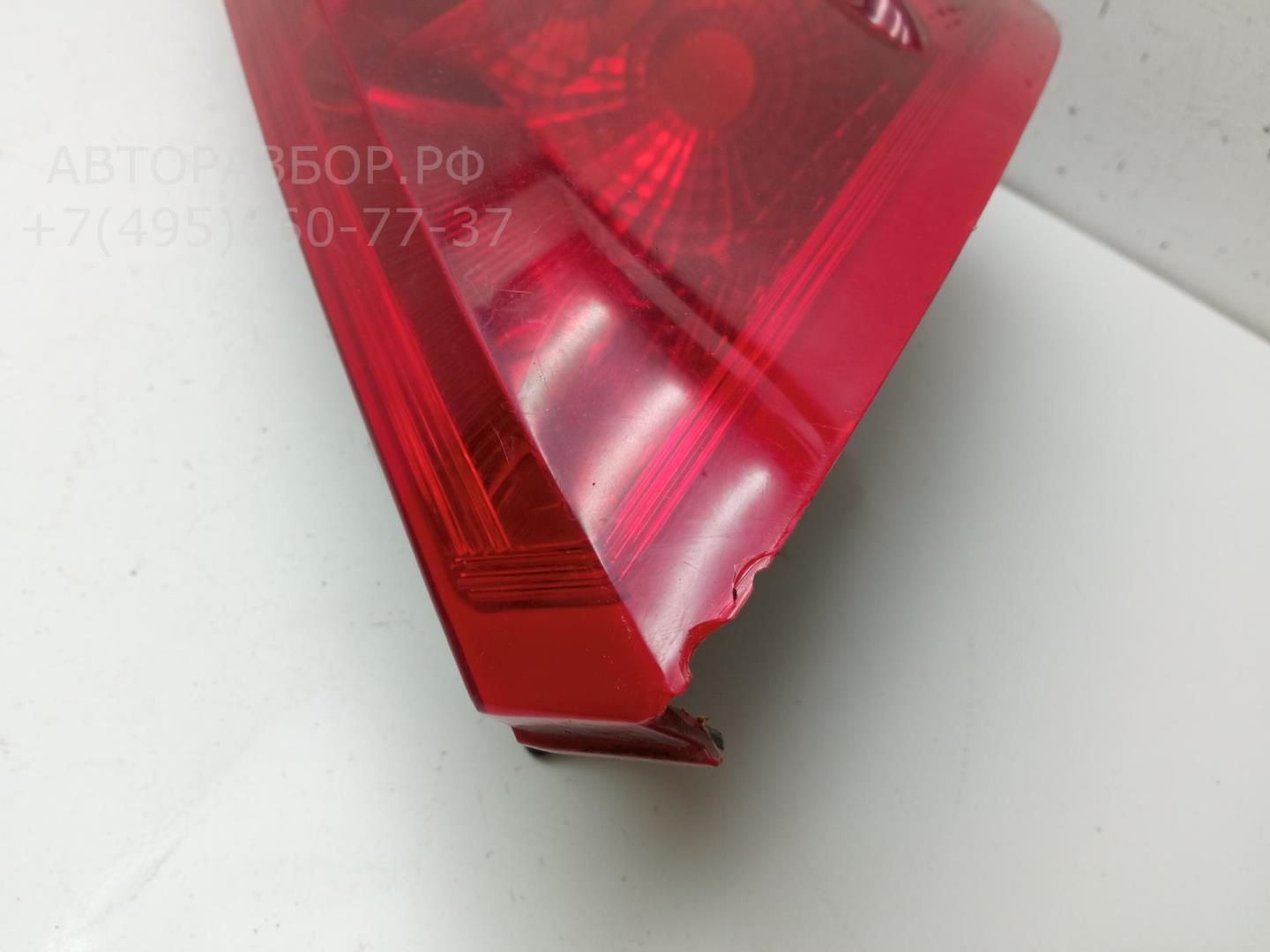 Фонарь задний правый