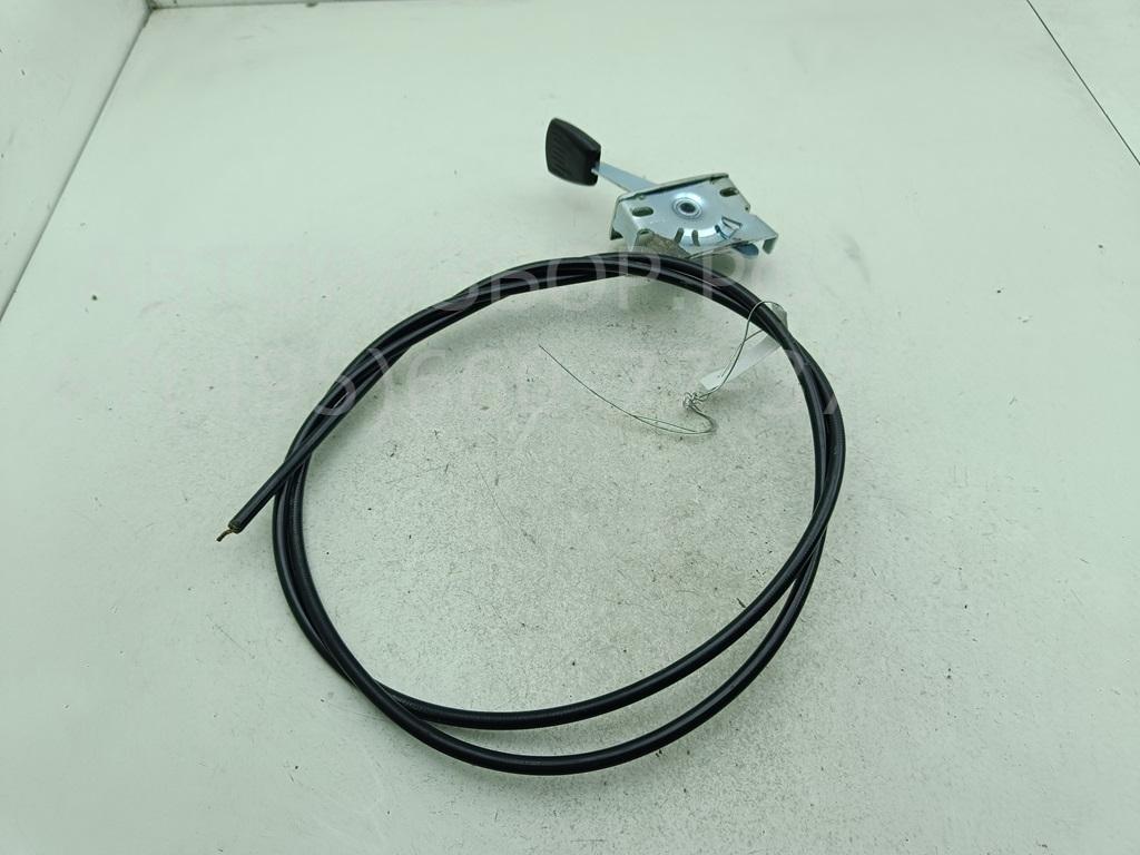 Трос открывания капота