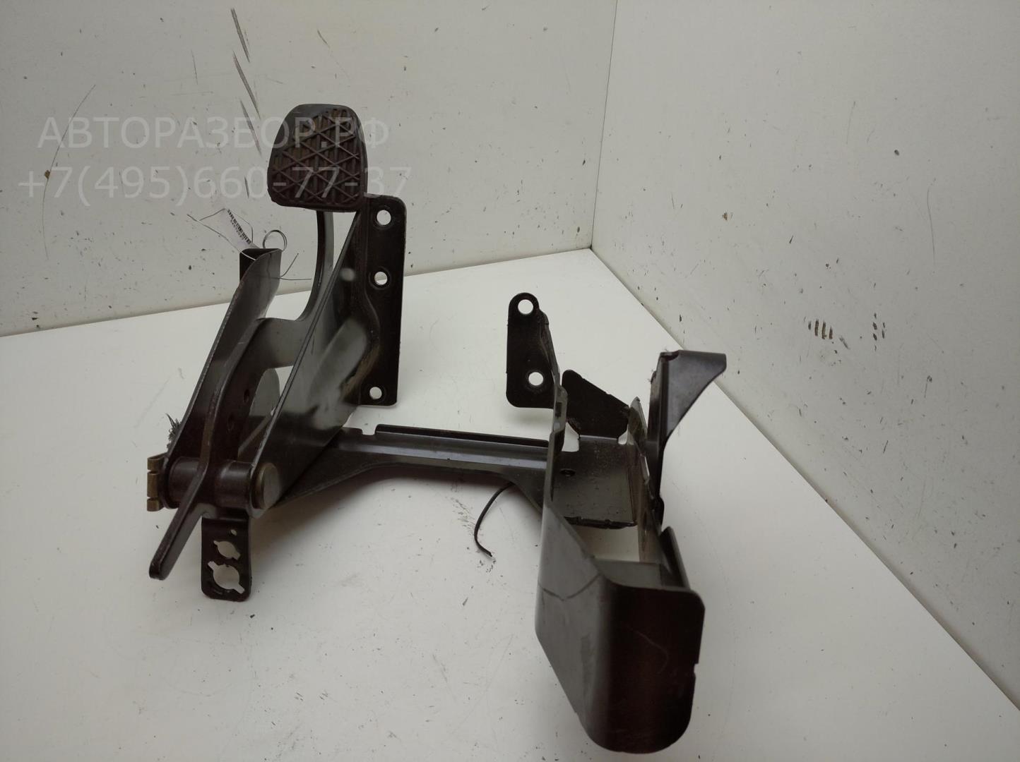 Блок педалей