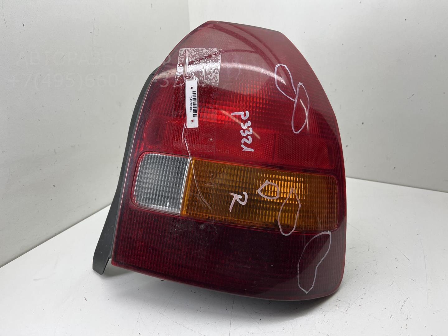 Фонарь задний правый