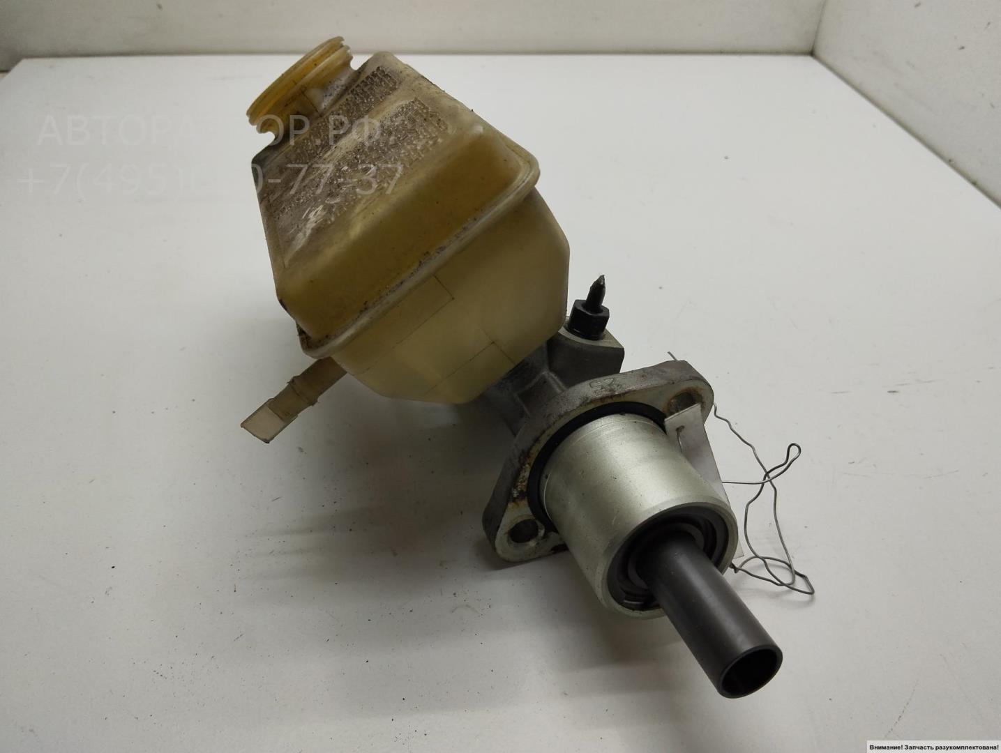 Цилиндр тормозной главный