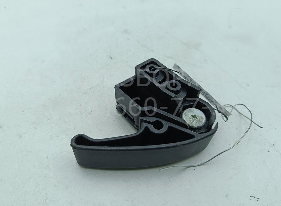 Ручка открывания капота