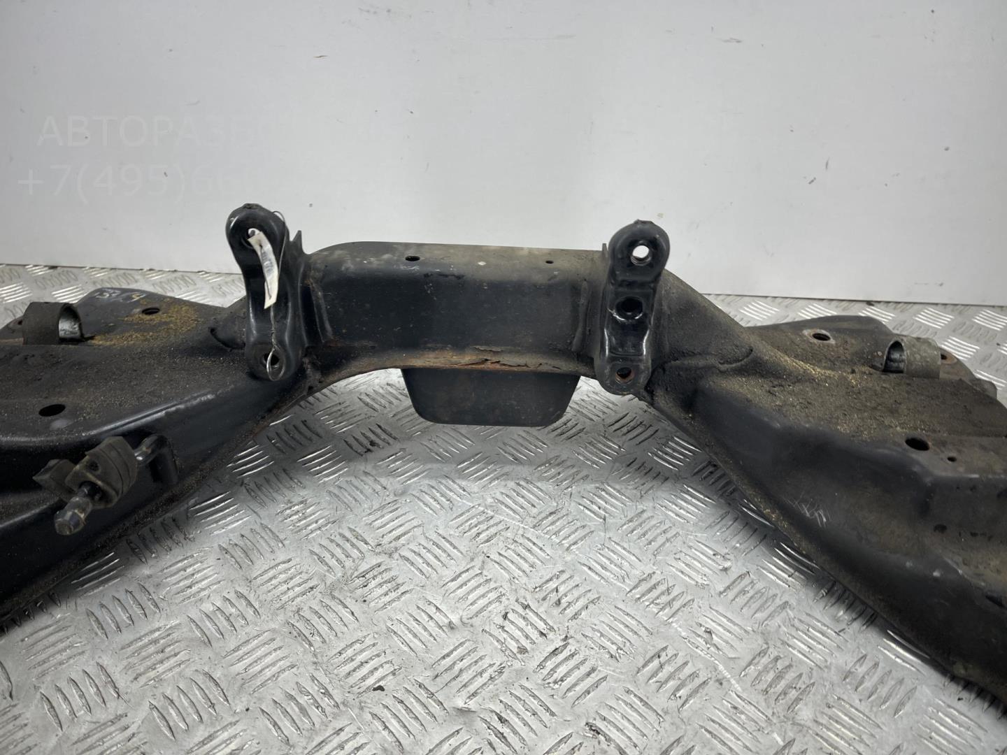 Балка подмоторная