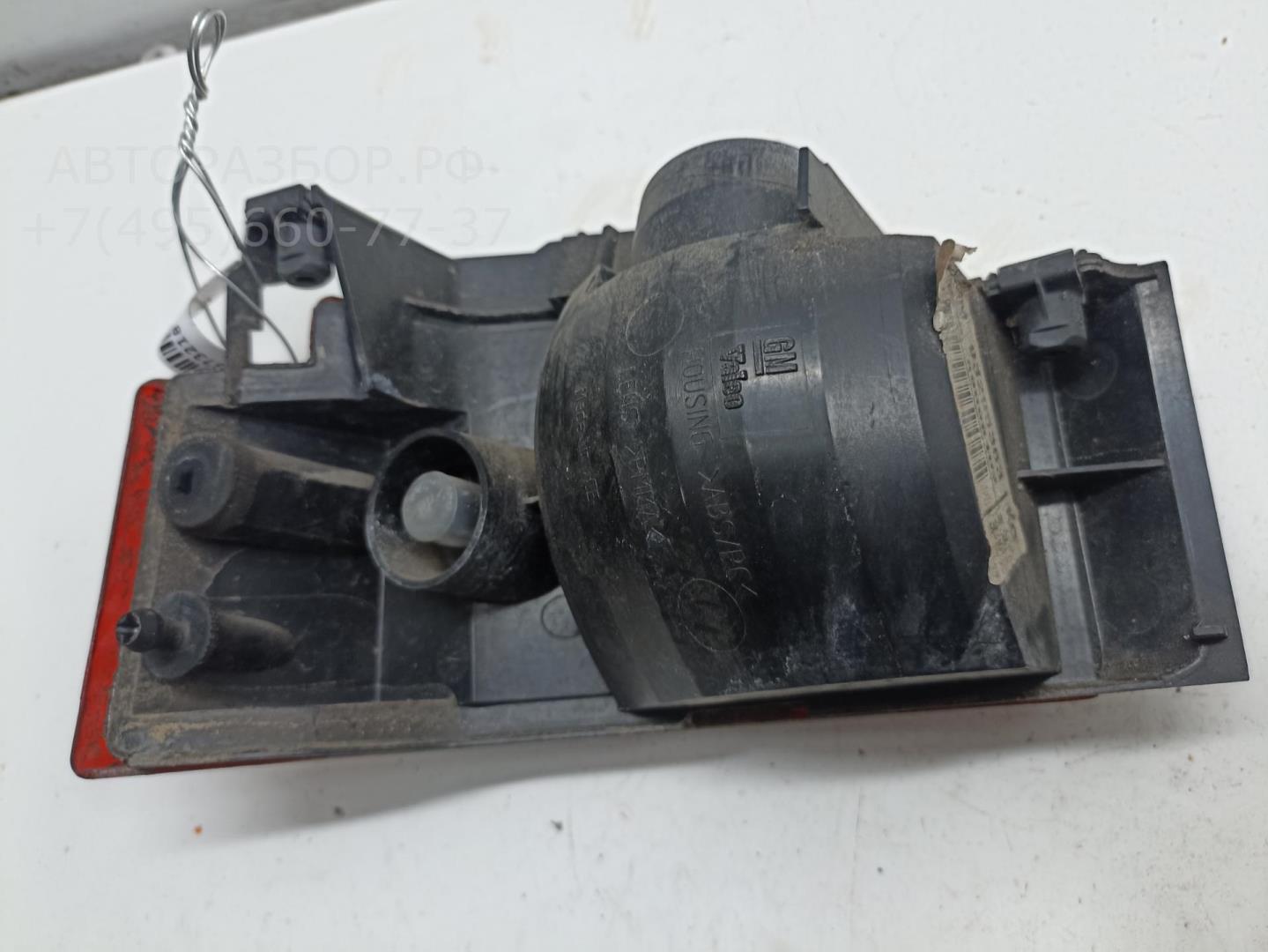 Отражатель в бампер задний правый