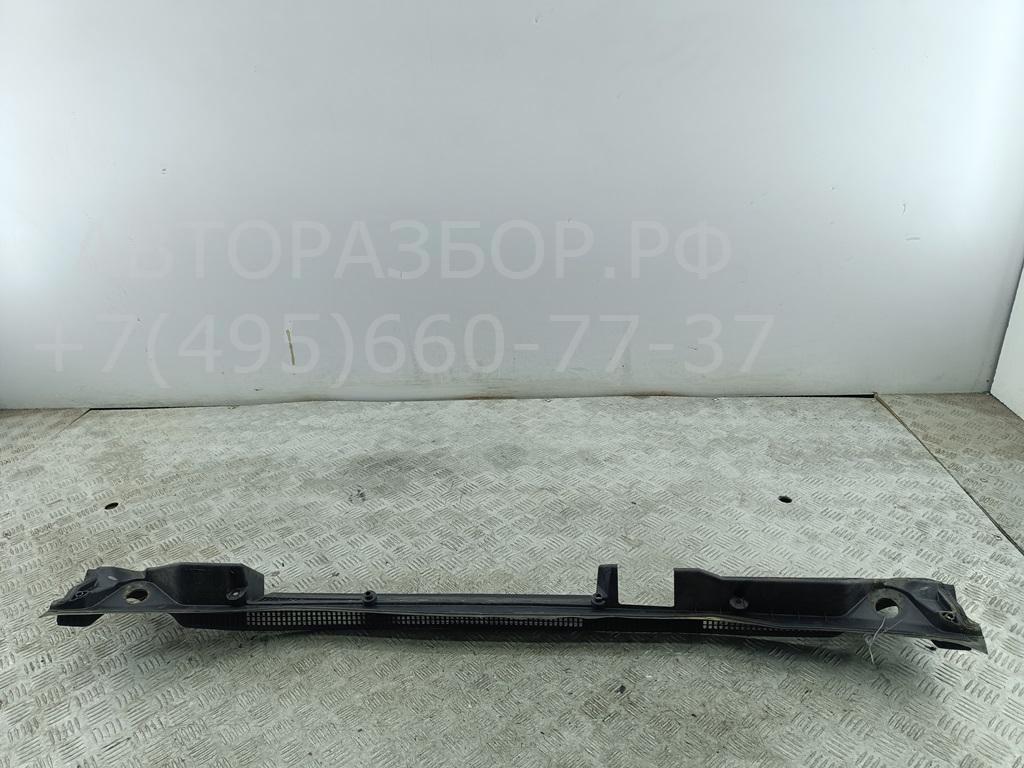 Решетка стеклоочистителей (Жабо)