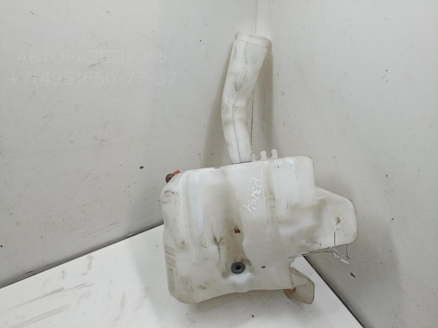 Бачок омывателя лобового стекла