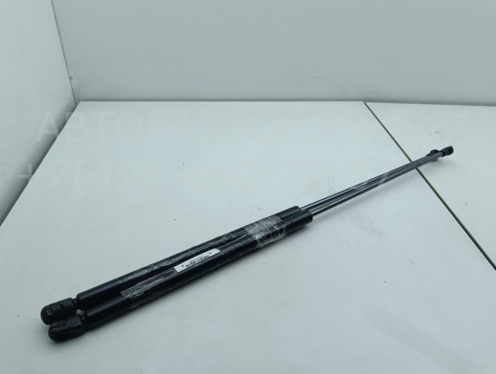 Амортизатор крышки багажника