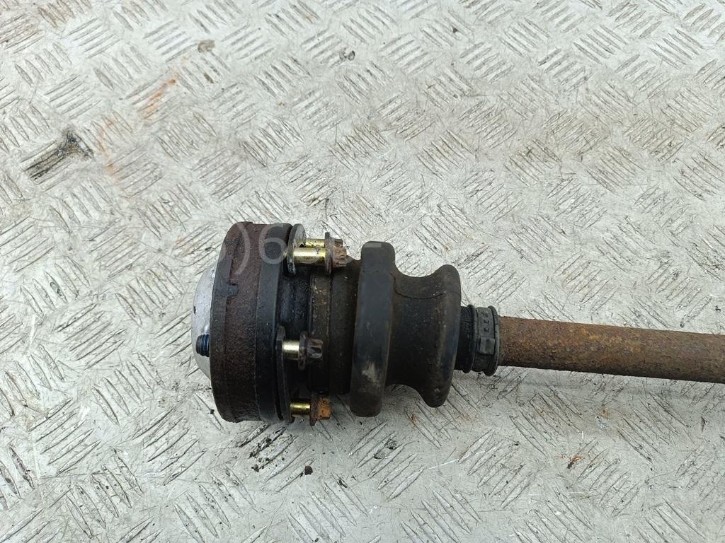 Полуось задняя