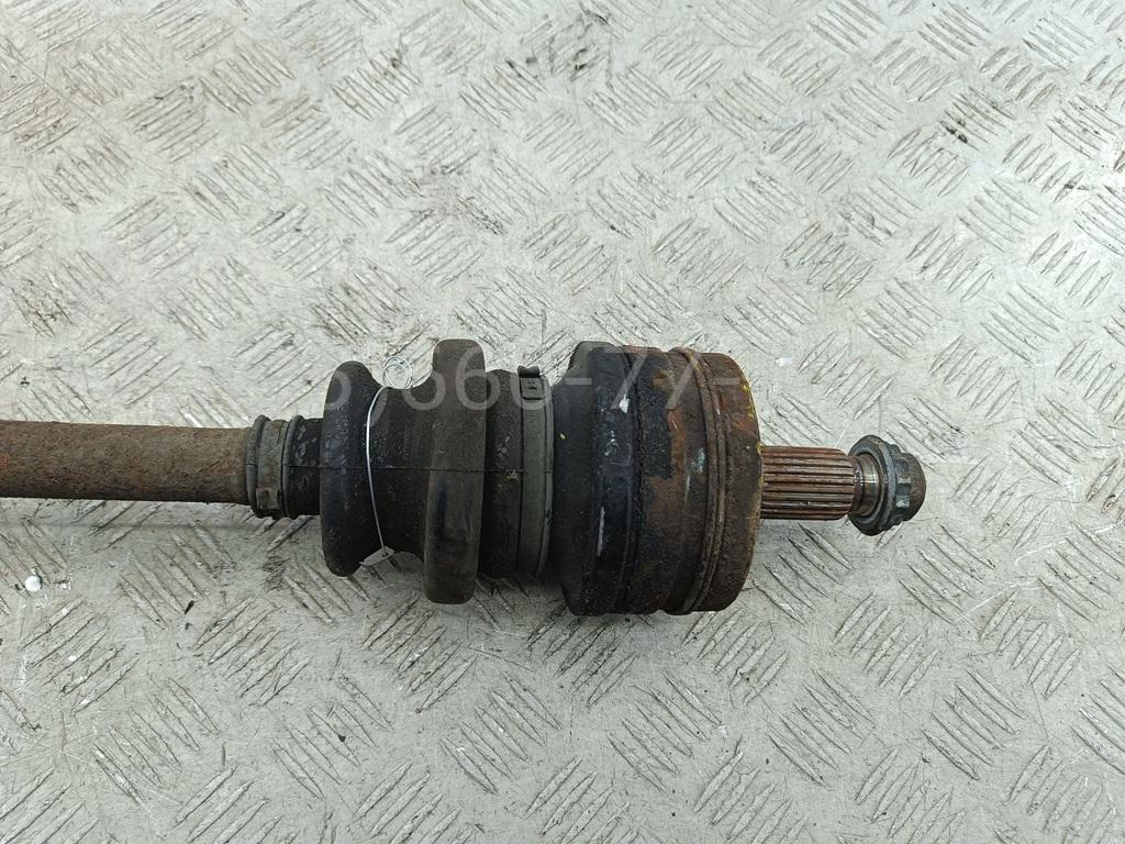 Полуось задняя