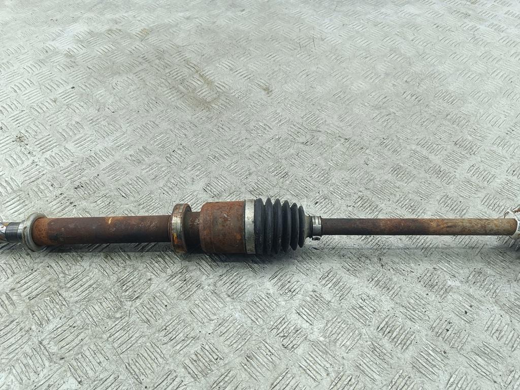 Полуось передняя правая
