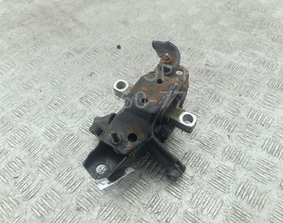 Опора двигателя