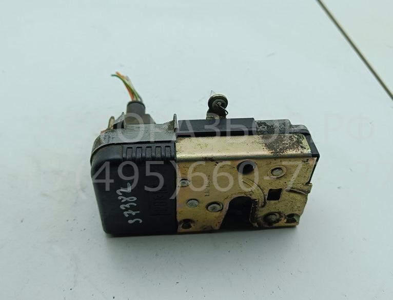 Замок двери передней правой