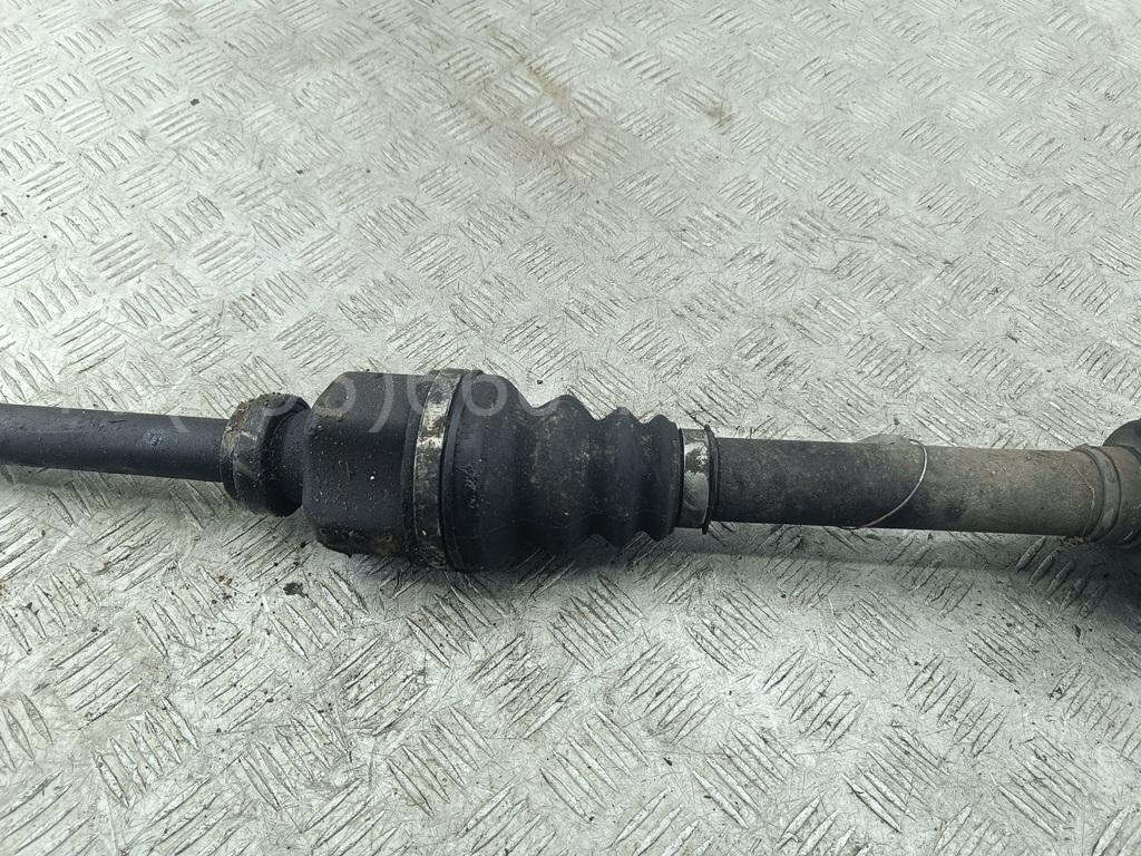 Полуось передняя правая