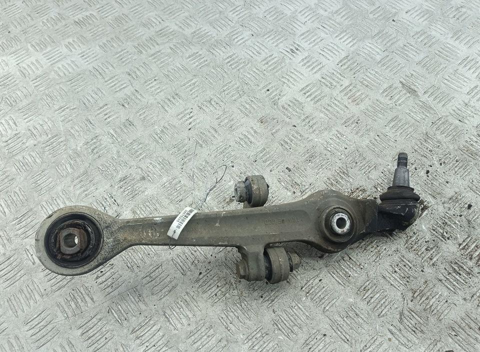 Рычаг передний правый