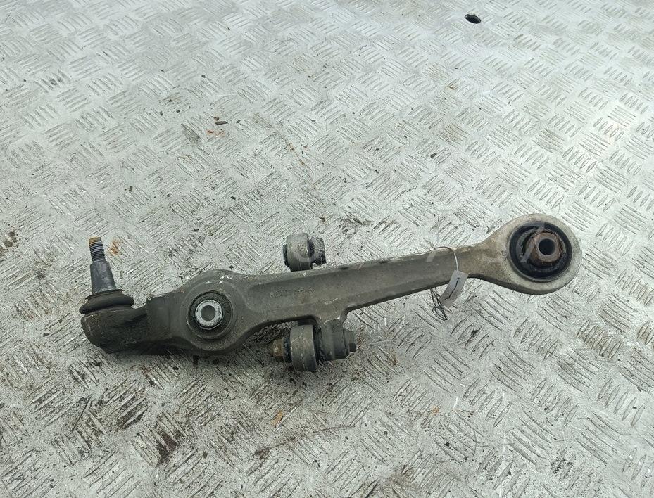 Рычаг передний левый